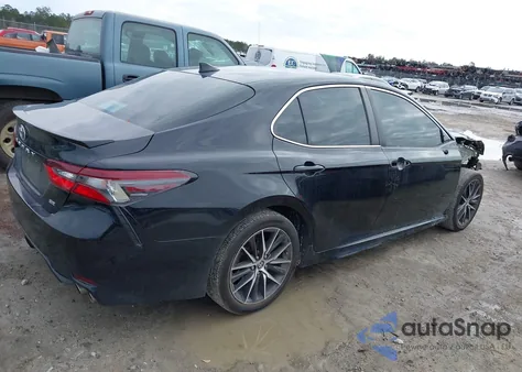 2022 Toyota Camry Se z USA, uszkodzony, nr VIN 4T1T11AK7NU041138